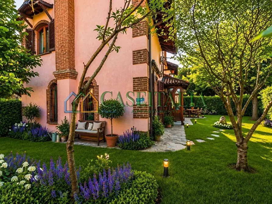 Immagine 4 di Villa in vendita  in Piazza Stazione 2 a Rosta