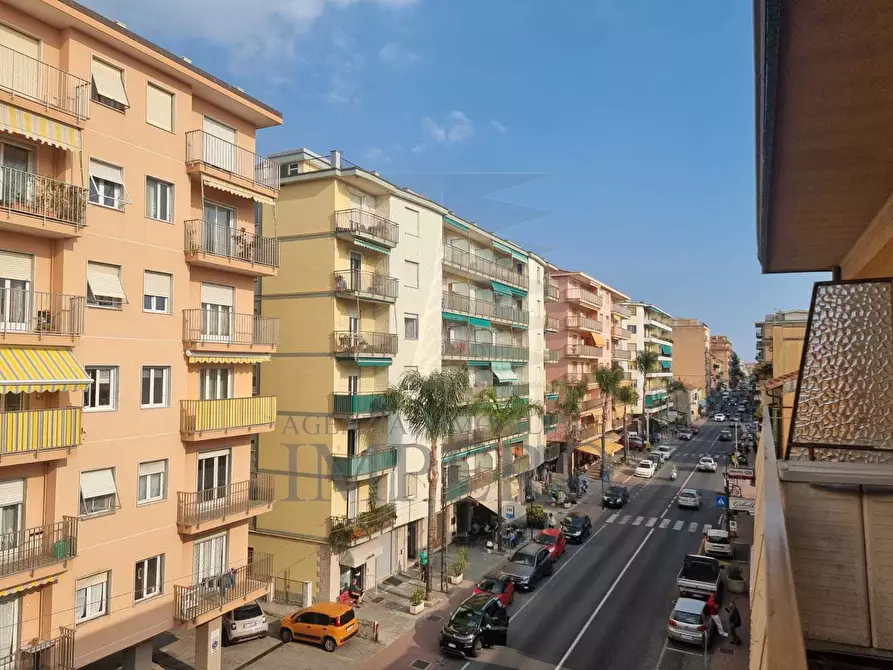 Immagine 21 di Trilocale in vendita  in Via Colonnello Aprosio 82 a Vallecrosia