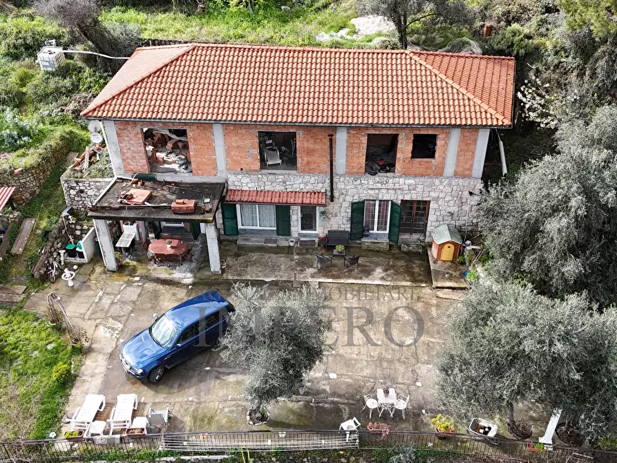 Immagine 18 di Casa bifamiliare in vendita  in Via Ciappin 175 a Ventimiglia