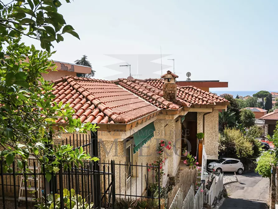 Immagine 49 di Casa indipendente in vendita  in Via Poggio Ponente 41 a Vallecrosia