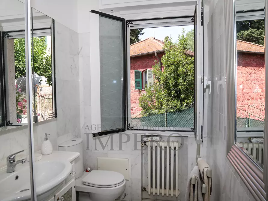 Immagine 19 di Casa indipendente in vendita  in Via Poggio Ponente 41 a Vallecrosia