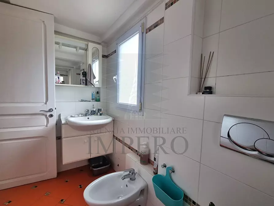 Immagine 22 di Casa indipendente in vendita  in Via alla Spiaggia 21 a Ventimiglia