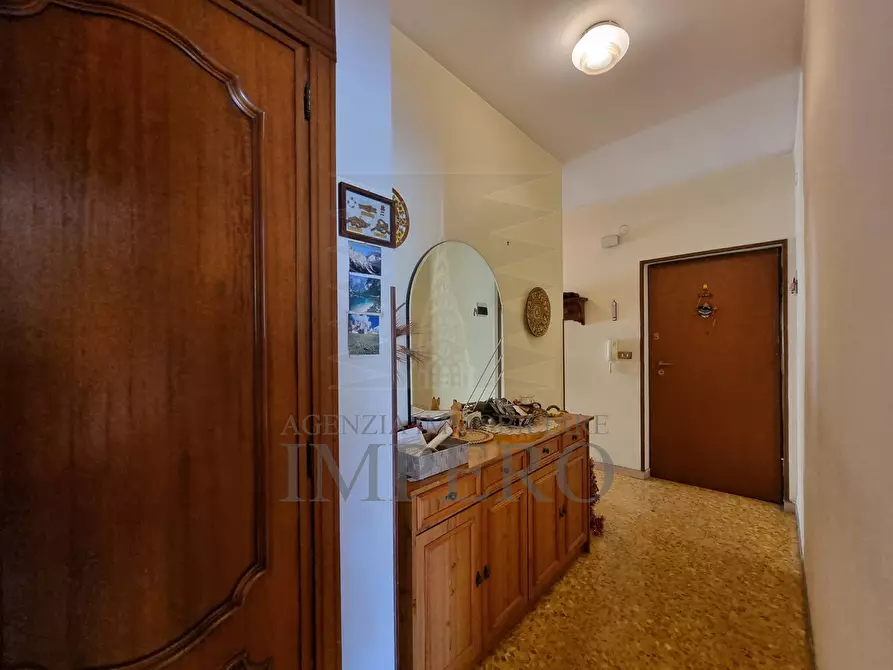 Immagine 15 di Quadrilocale in vendita  in Via Aprosio 6C a Ventimiglia