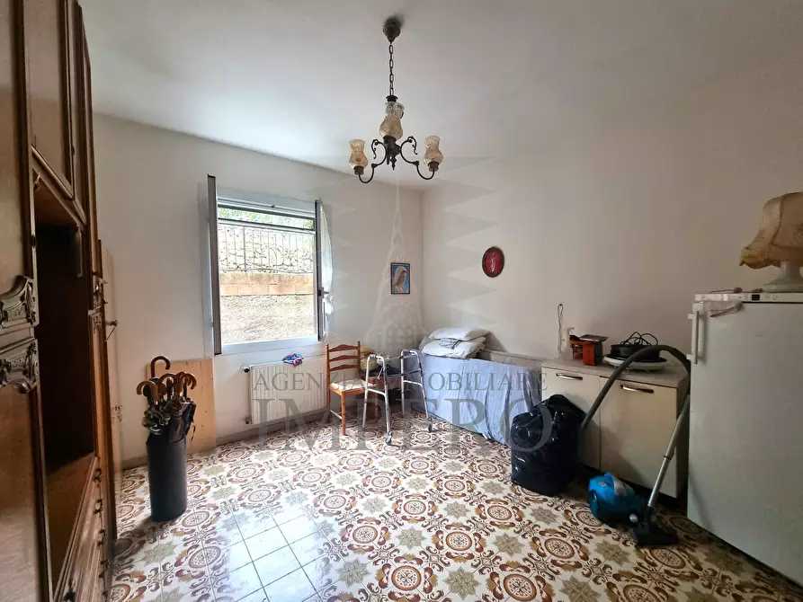 Immagine 21 di Quadrilocale in vendita  in Via Gallardi 133 a Ventimiglia