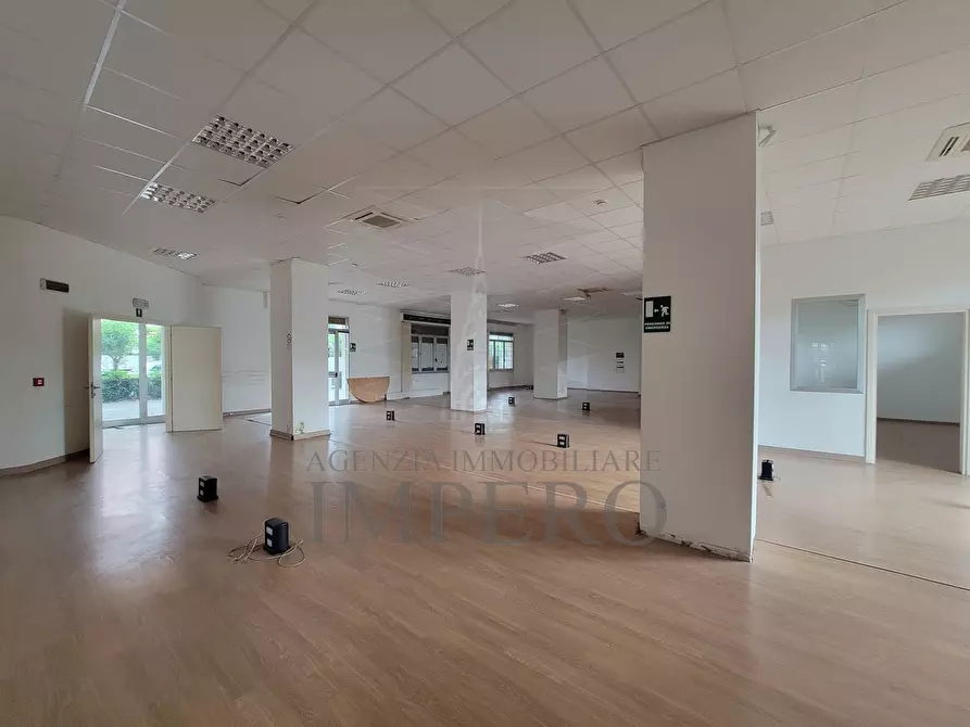 Immagine 3 di Ufficio in vendita  in Via Cornelio Tacito 12/B12/b a Ventimiglia