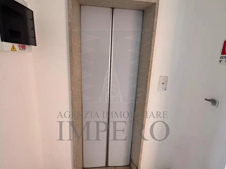 Immagine 5 di Palazzo in vendita  in Viale Cesare Nicolini 15 a Rimini