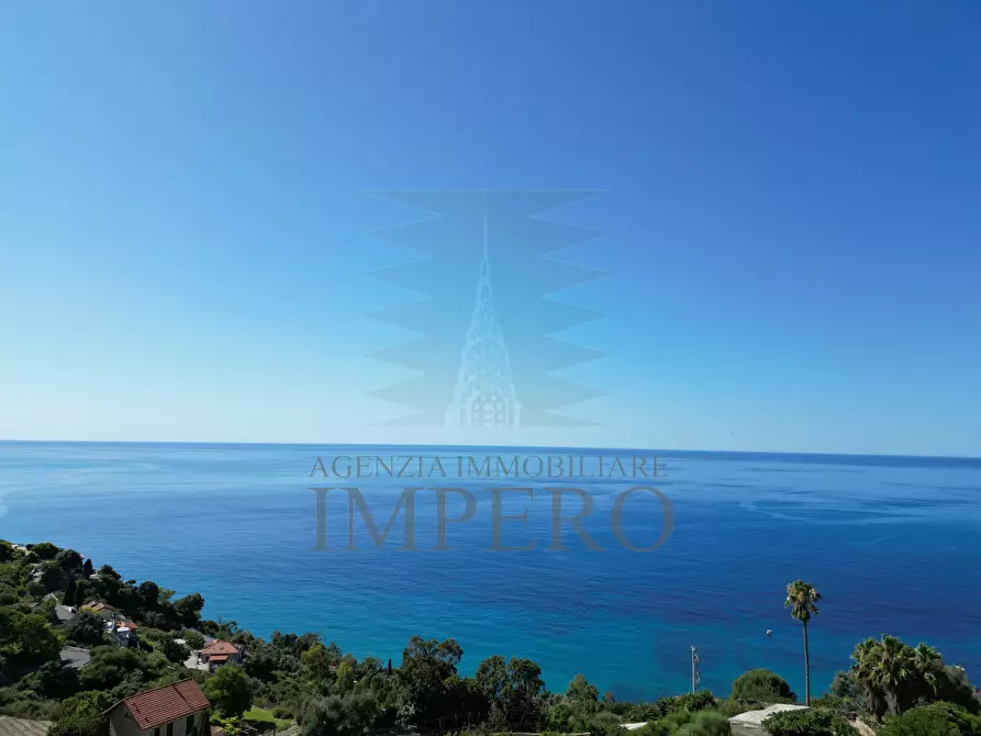 Immagine 55 di Villa in vendita  in Via alle Ville 12 a Ventimiglia