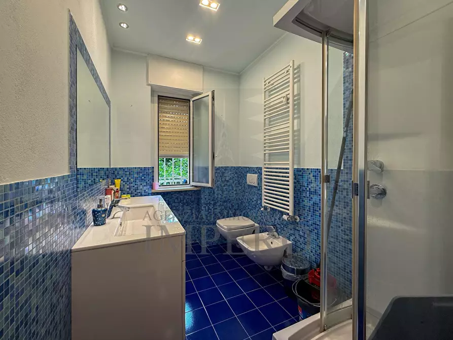 Immagine 8 di Quadrilocale in vendita  in Via Enzo Verrando 10 a Bordighera