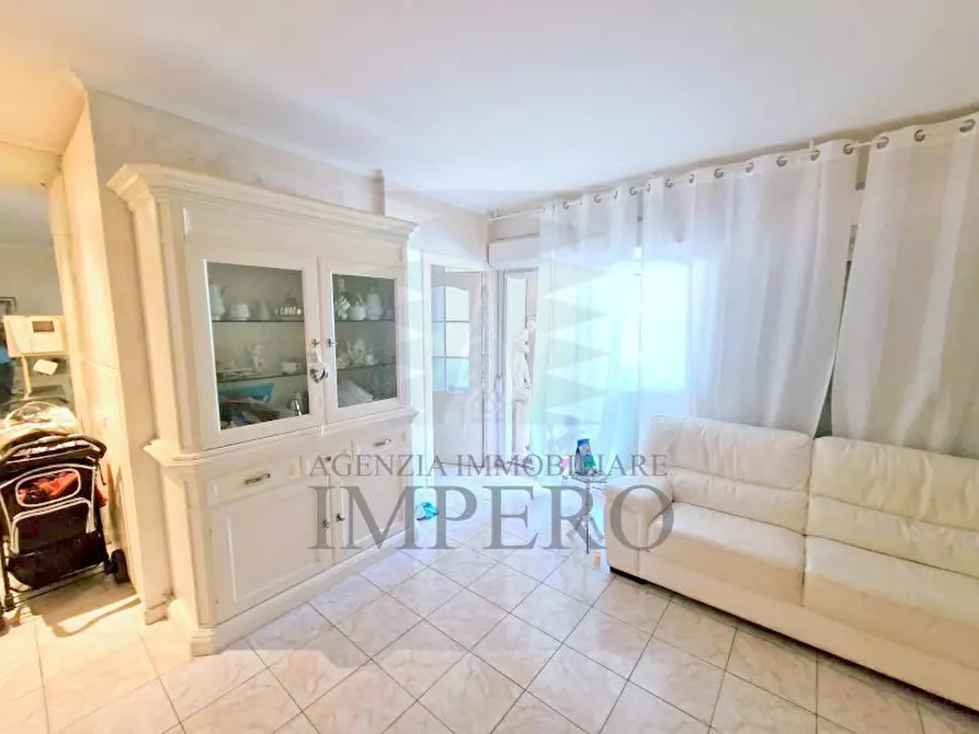 Immagine 6 di Quadrilocale in vendita  in Via San Secondo 13 a Ventimiglia