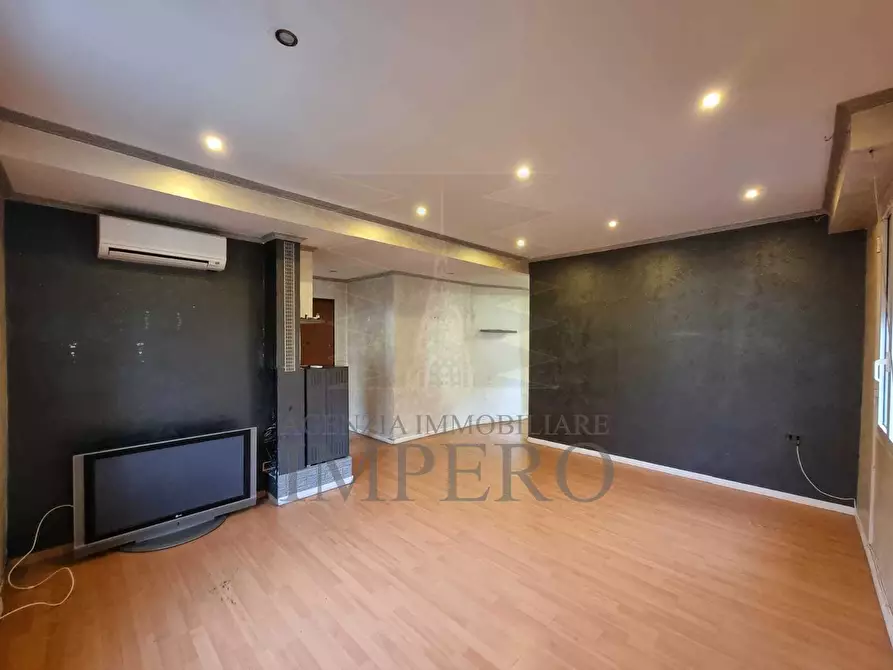 Immagine 25 di Trilocale in vendita  in Via de Amicis 16 a Ventimiglia