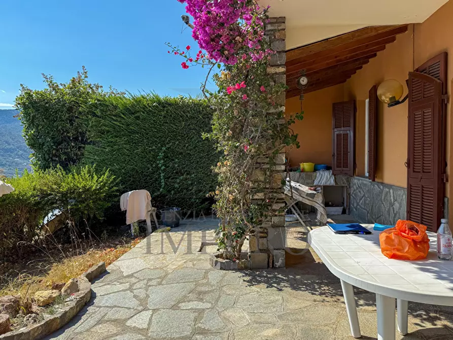 Immagine 11 di Bilocale in vendita  in Via alle Ville a Ventimiglia