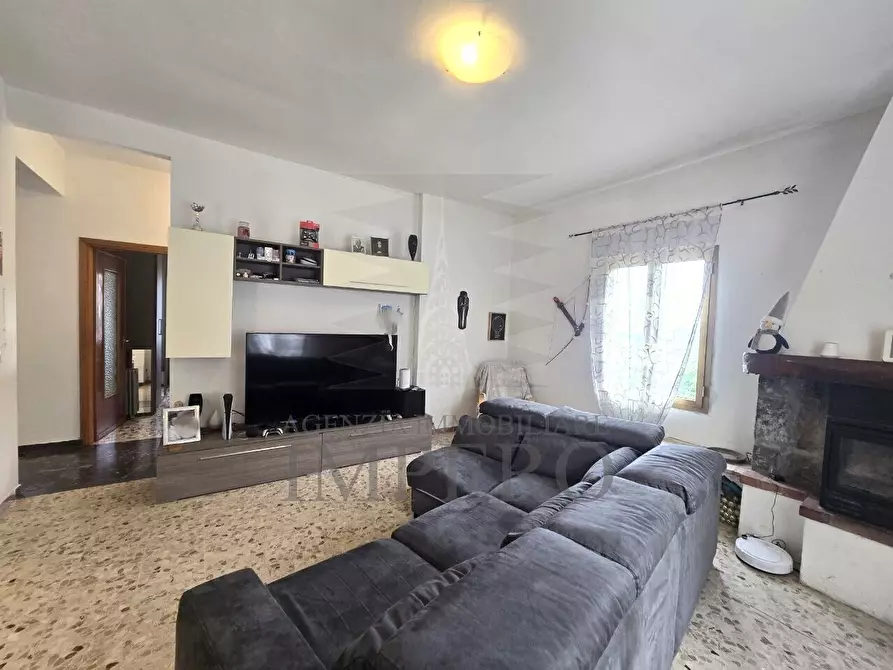 Immagine 3 di Casa bifamiliare in vendita  in Via Ciappin 2 a Ventimiglia