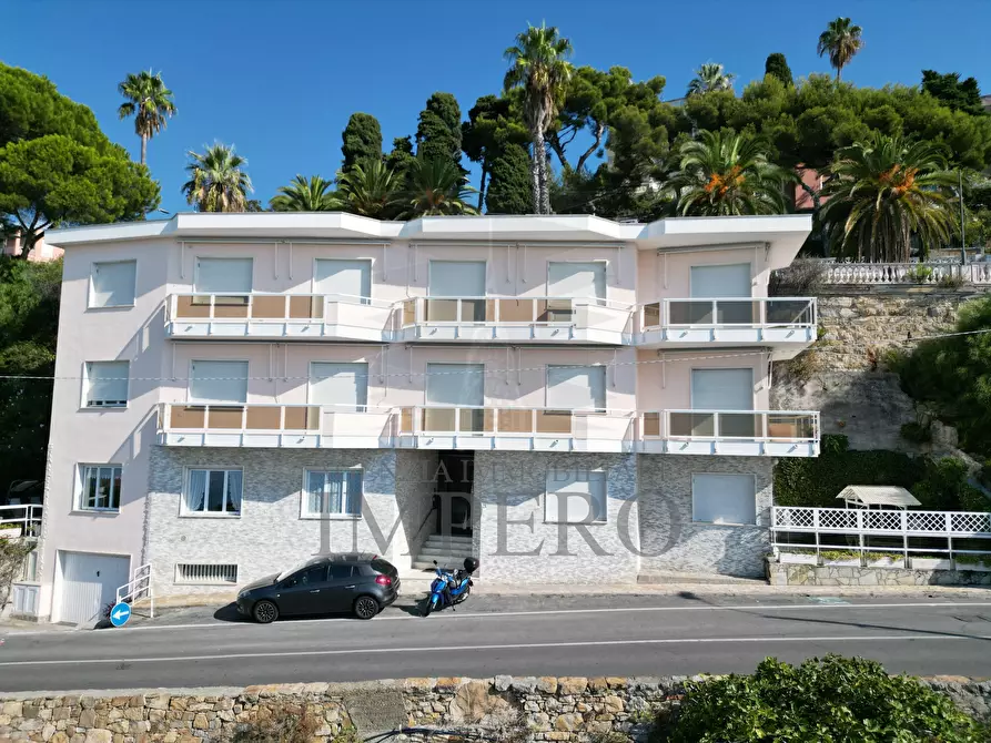 Immagine 1 di Bilocale in vendita  in Via Cavalieri di Malta 10 a Ospedaletti