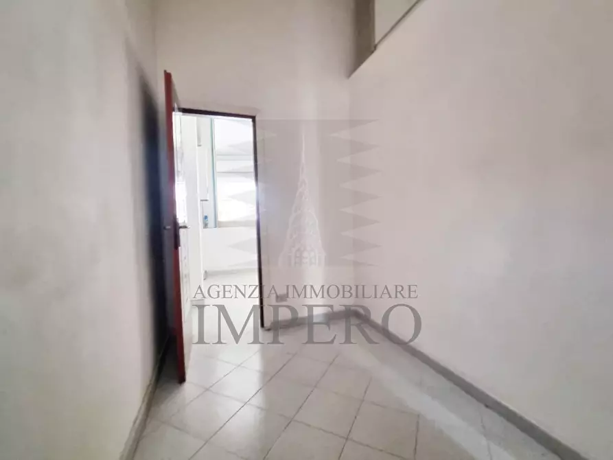 Immagine 5 di Locale commerciale in vendita  in Via Colonnello Aprosio 102 a Vallecrosia