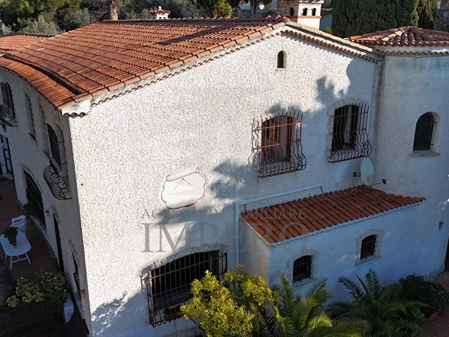 Immagine 32 di Villa in vendita  in Via Vincenzo Gioberti 11 a Bordighera