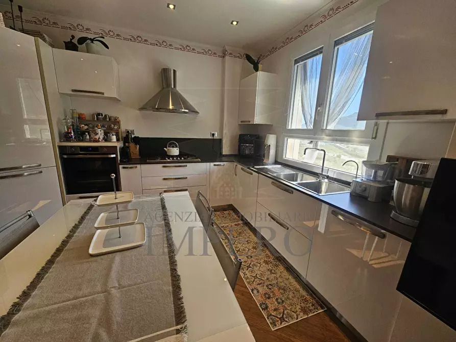 Immagine 5 di Bilocale in vendita  in Corso Limone Piemonte 184 a Ventimiglia