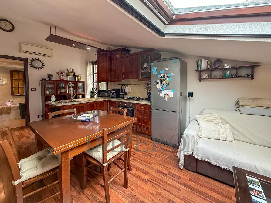 Immagine 5 di Porzione di casa in vendita  in Via dell'Opera 188 a Ventimiglia