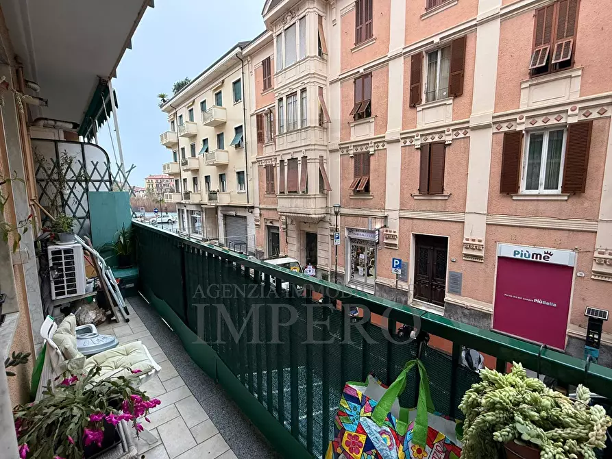Immagine 26 di Quadrilocale in vendita  in Via Martiri della Liberta 9 a Ventimiglia