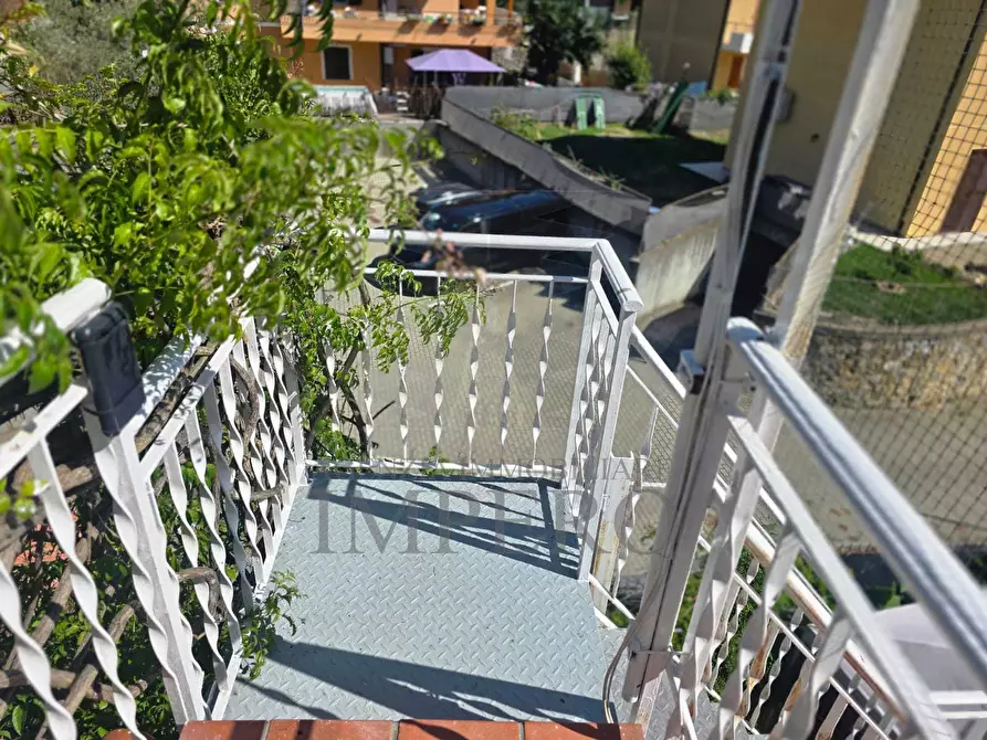 Immagine 26 di Villa in vendita  in Via Luciano Veziano 10 a Ventimiglia