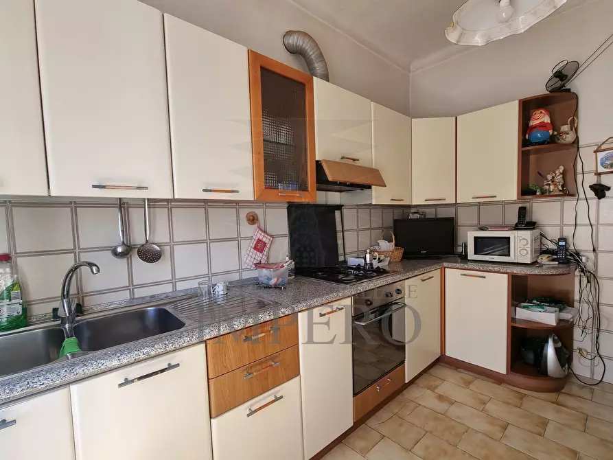 Immagine 13 di Casa bifamiliare in vendita  in Via Madonna delle Virtú 10 a Ventimiglia