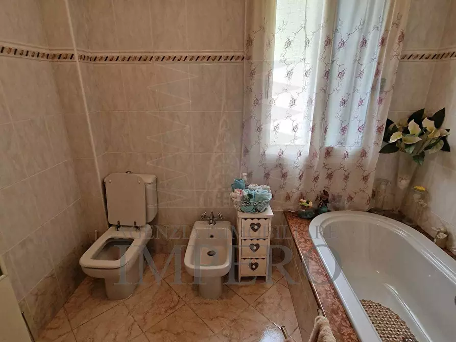 Immagine 17 di Porzione di casa in vendita  in Via Tremola 11 a Ventimiglia