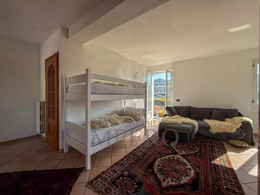 Immagine 7 di Villa in vendita  in Via Alba 45 a Bordighera