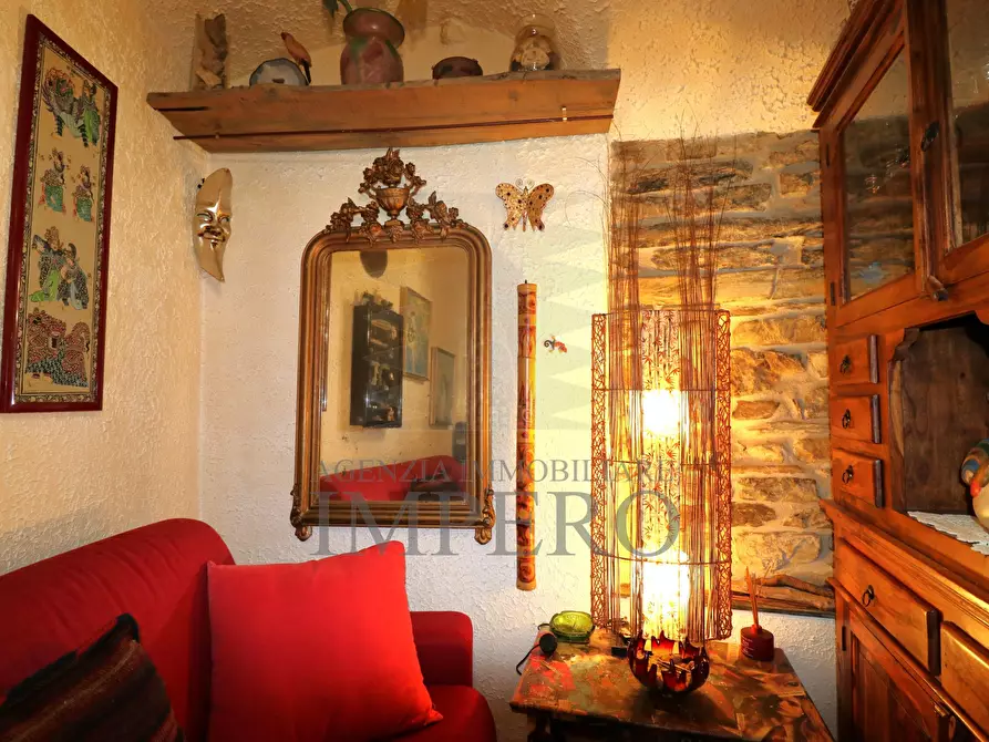 Immagine 10 di Quadrilocale in vendita  in via gioberti 26 a Badalucco