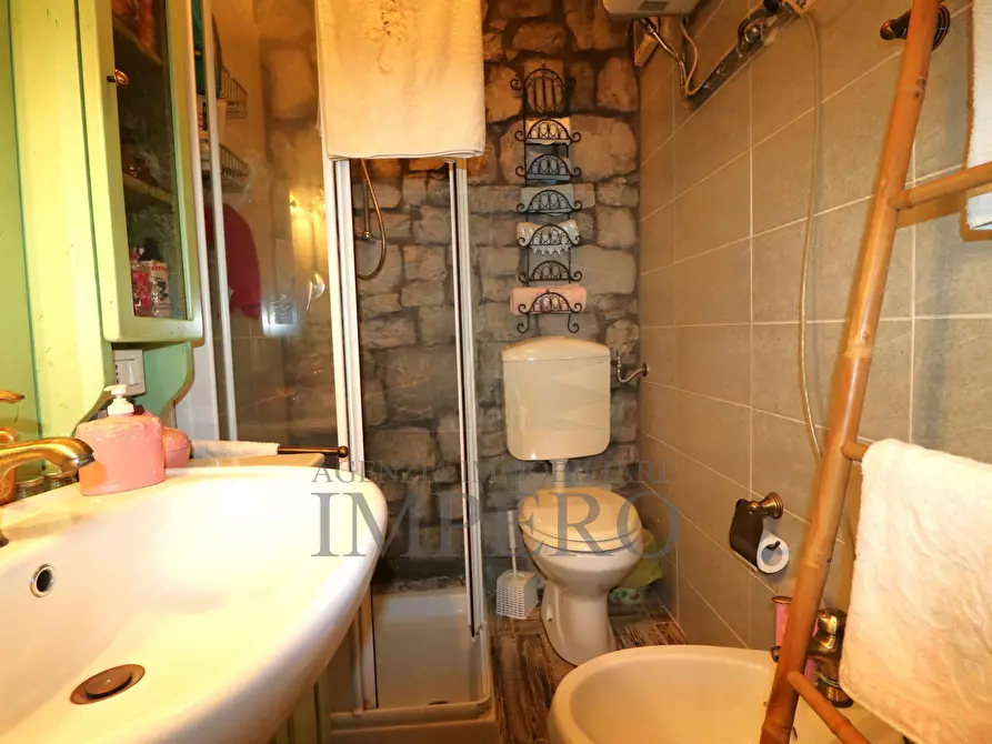 Immagine 20 di Quadrilocale in vendita  in via gioberti 26 a Badalucco