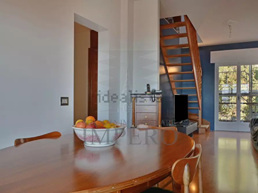 Immagine 5 di Quadrilocale in vendita  in Via delle Gerbere 1F a Ventimiglia