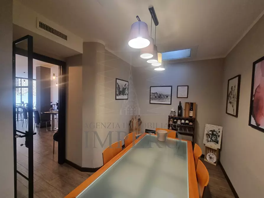 Immagine 9 di Locale commerciale in vendita  in Via Sir Thomas Hanbury 13C a Ventimiglia