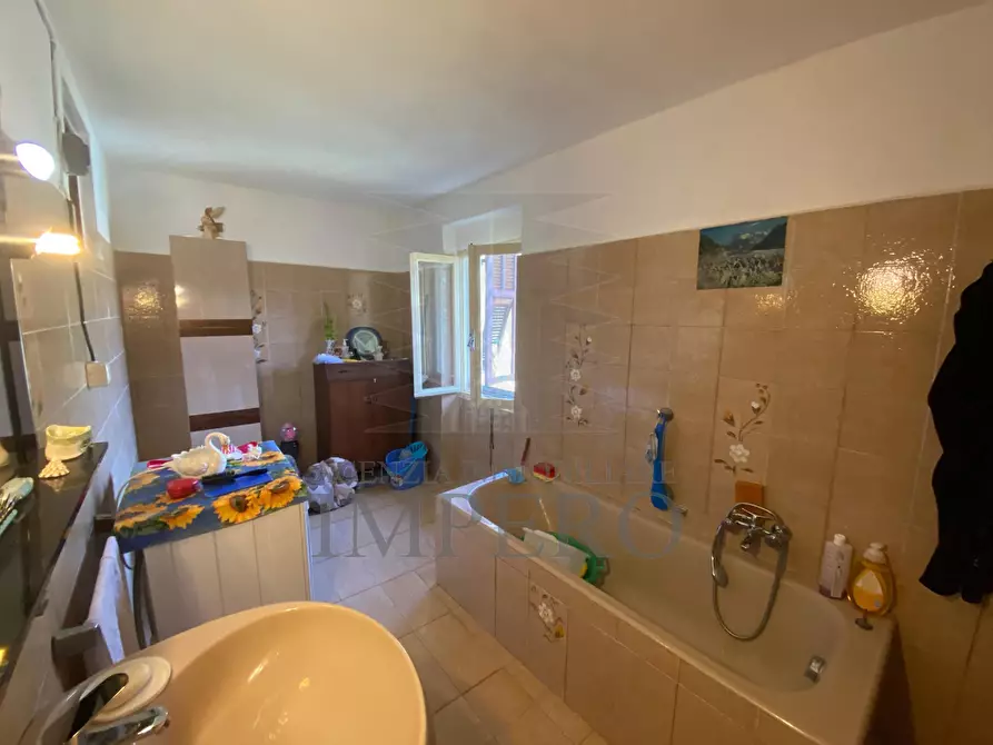 Immagine 9 di Pentalocale in vendita  in Via Serro Inferiore a Ventimiglia