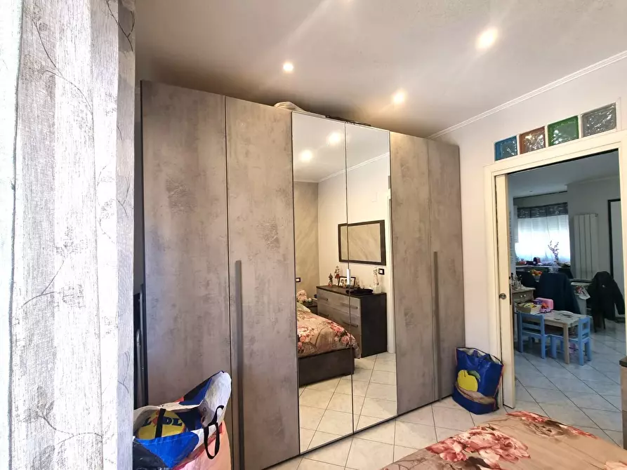 Immagine 8 di Bilocale in vendita  in Via Gallardi 175 a Ventimiglia