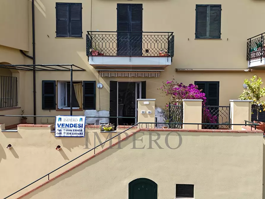 Immagine 18 di Bilocale in vendita  in Corso G. Verdi 17 a Ventimiglia