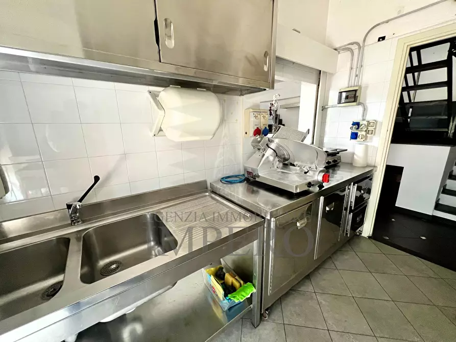Immagine 13 di Bar / Ristorante in vendita  in Via Romana 22 a Bordighera
