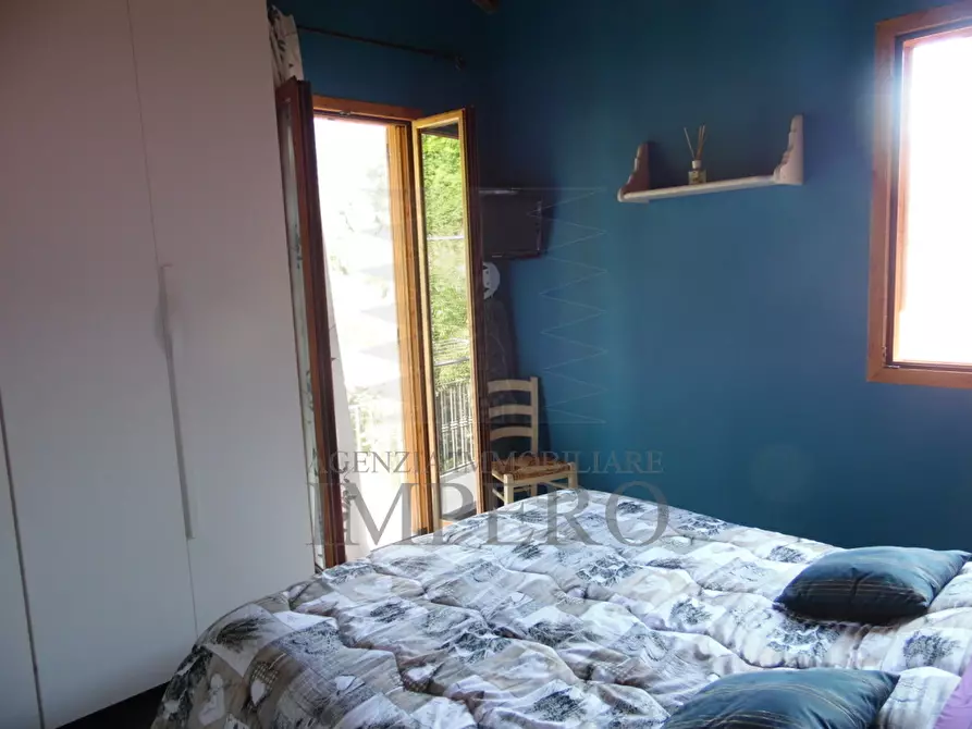 Immagine 4 di Porzione di casa in vendita  in Frazione Brunetti 17 a Camporosso