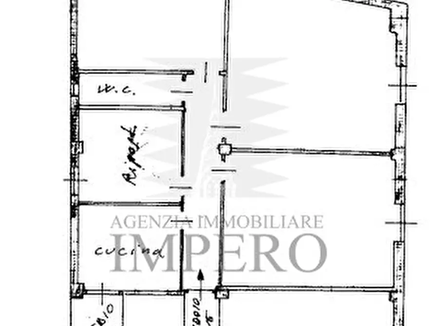 Immagine 31 di Quadrilocale in vendita  in Via Scalo Merci 2 a Ventimiglia