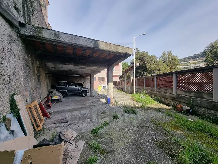 Immagine 5 di Magazzino in vendita  in Via Giovanni Trossarelli 14 a Ventimiglia