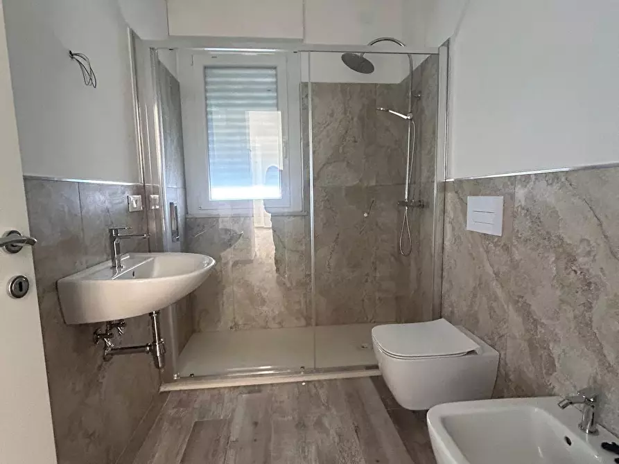 Immagine 9 di Trilocale in affitto  in Via Maiella 23 a Pescara