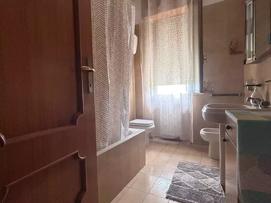 Immagine 18 di Quadrilocale in affitto  in Viale Maiella 23/A a Francavilla Al Mare