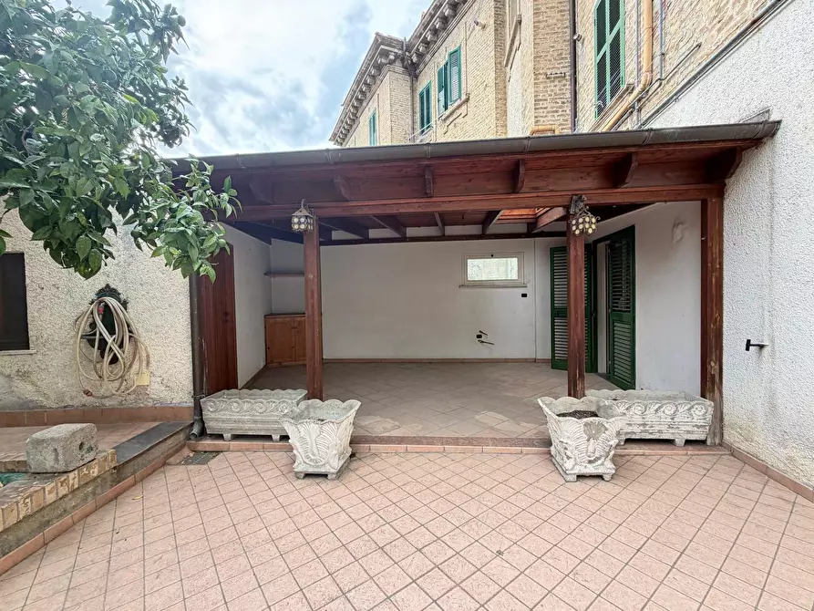 Immagine 12 di Appartamento in affitto  in Viale Maiella 23/A a Francavilla Al Mare