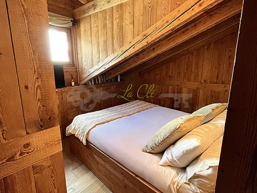 Immagine 11 di Trilocale in vendita  in Via Circonvallazione 11 a Courmayeur