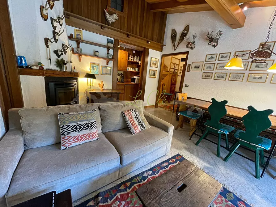 Immagine 4 di Quadrilocale in vendita  a Courmayeur