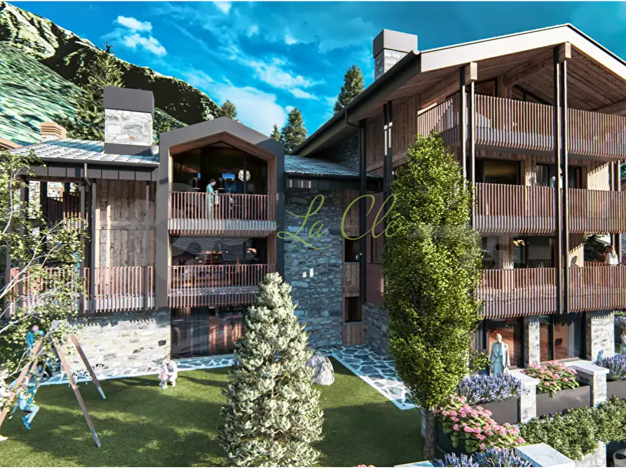 Immagine 4 di Quadrilocale in vendita  a Courmayeur