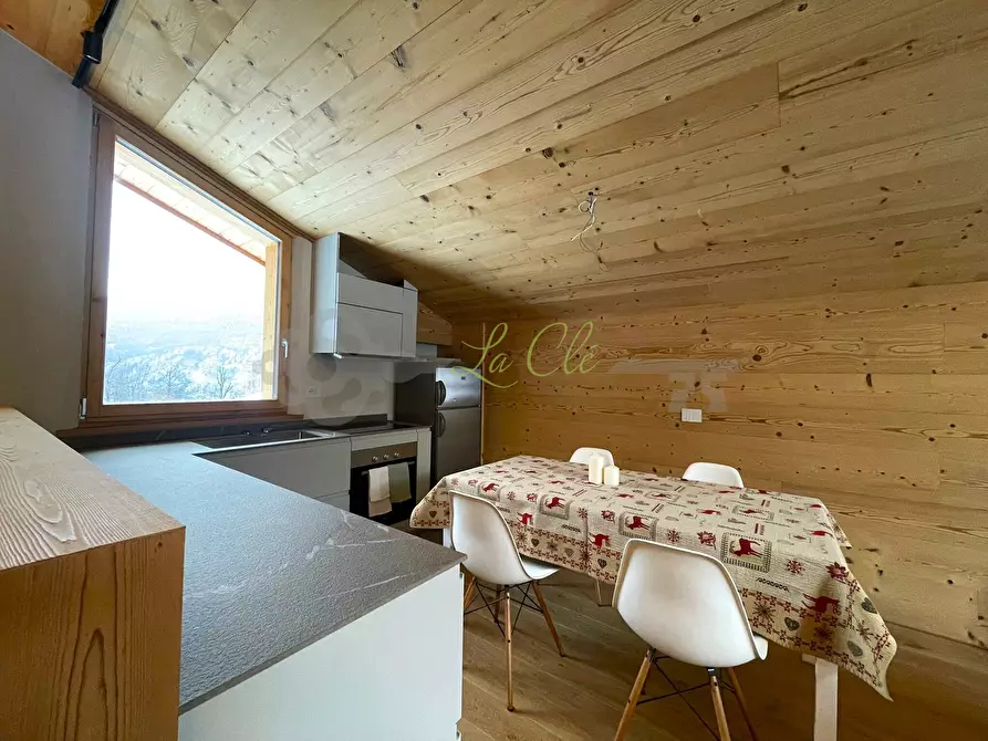 Immagine 7 di Trilocale in affitto  a Pre'-Saint-Didier