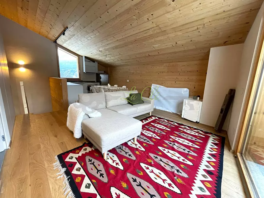 Immagine 1 di Trilocale in affitto  a Pre'-Saint-Didier