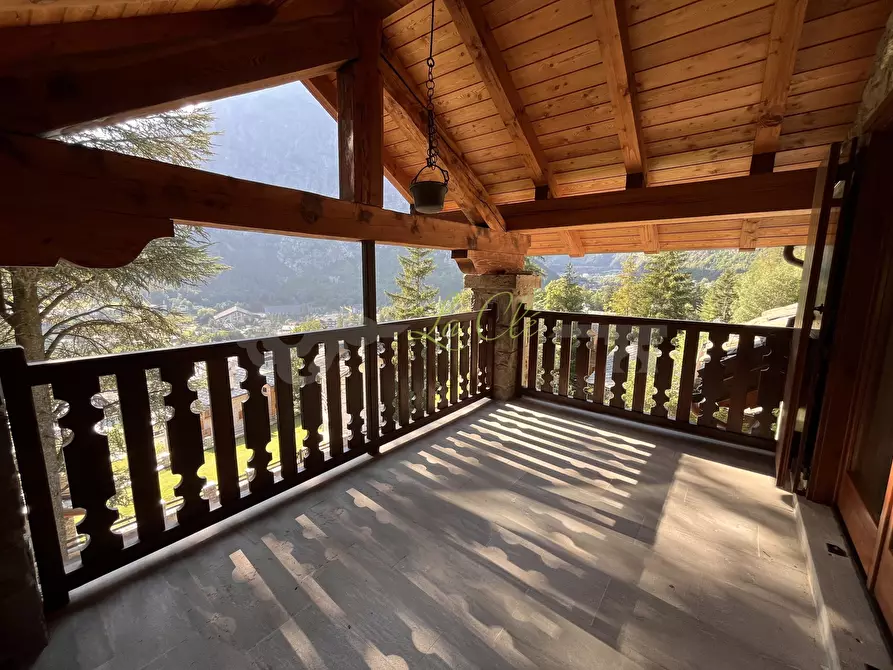 Immagine 14 di Pentalocale in affitto  in Regione Belvedere 4 a Courmayeur