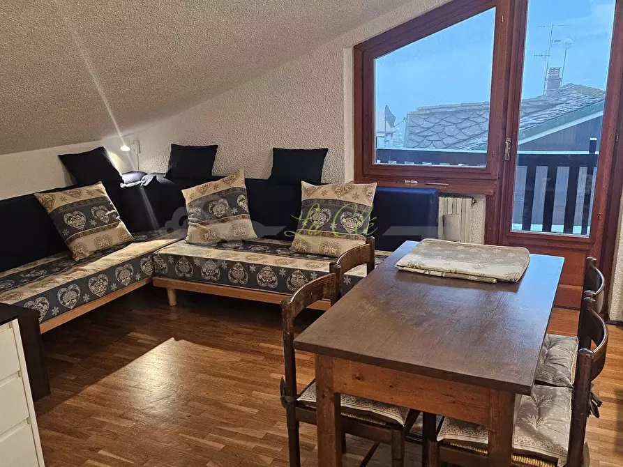 Immagine 1 di Mansarda in affitto  a Courmayeur
