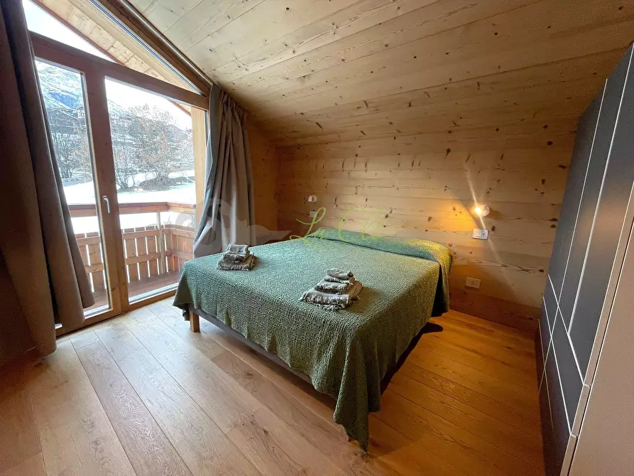 Immagine 10 di Trilocale in affitto  a Pre'-Saint-Didier