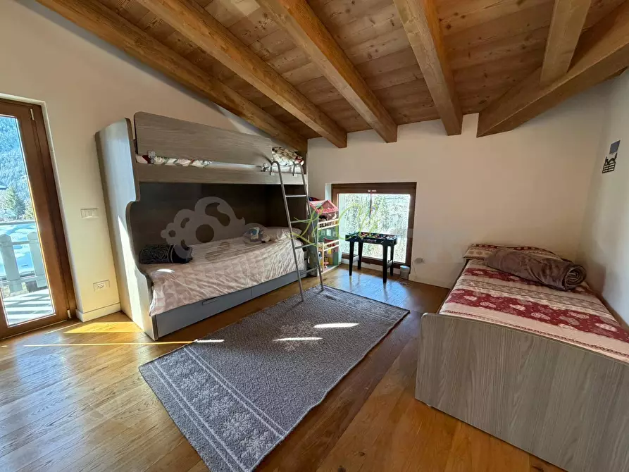 Immagine 18 di Mansarda in vendita  a Courmayeur