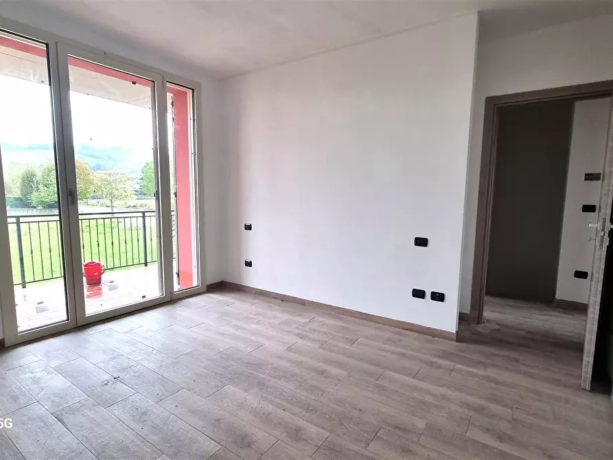 Immagine 22 di Casa trifamiliare in vendita  in SP16 78 a Parma